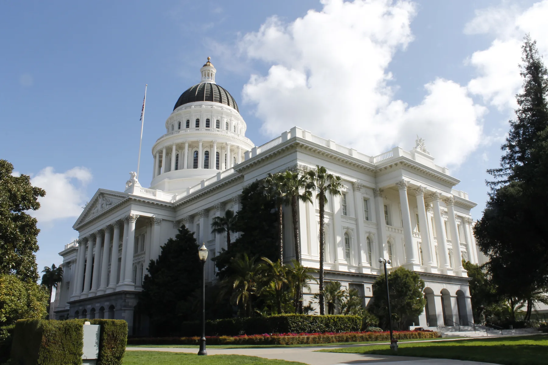 California State Capitol building and dome beneath a blue sky